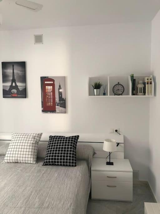 Encantador apartamento residencial con piscina Torremolinos Luaran gambar