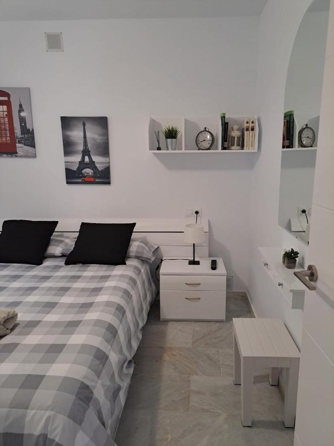 Encantador apartamento residencial con piscina Torremolinos Luaran gambar